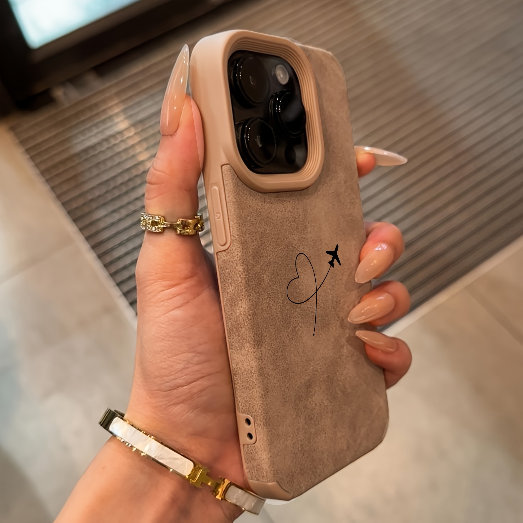 Vliegtuigroute Liefdeshart Des - Leather X recensie en prijs