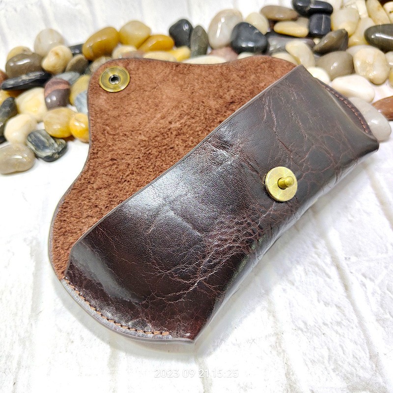 Blongk Bril Case Heuptas Echt  - Leatherwork Fasteners recensie en prijs