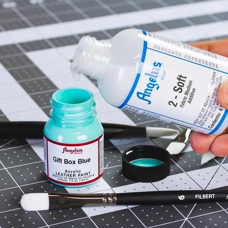28/118 ml Amerikaanse Lederen  - Leather Dye Finish recensie en prijs